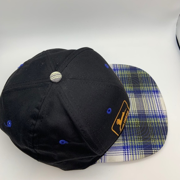 Vintage John Deere 'Nothing Runs Like A Deere' Retro Plaid Snapback Hat - Picture 8 of 16